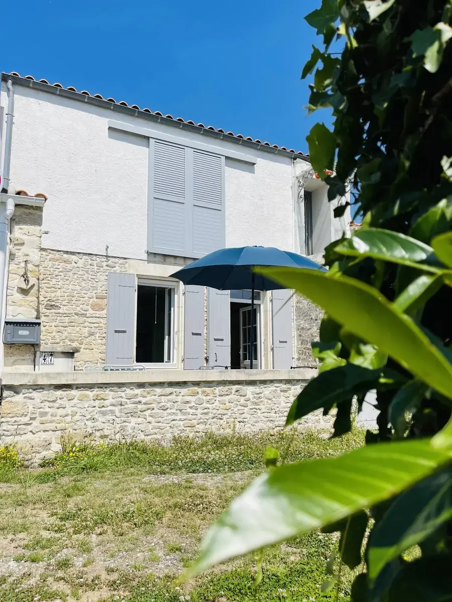 Petite maison de caractère au cœur du village - Photo 8